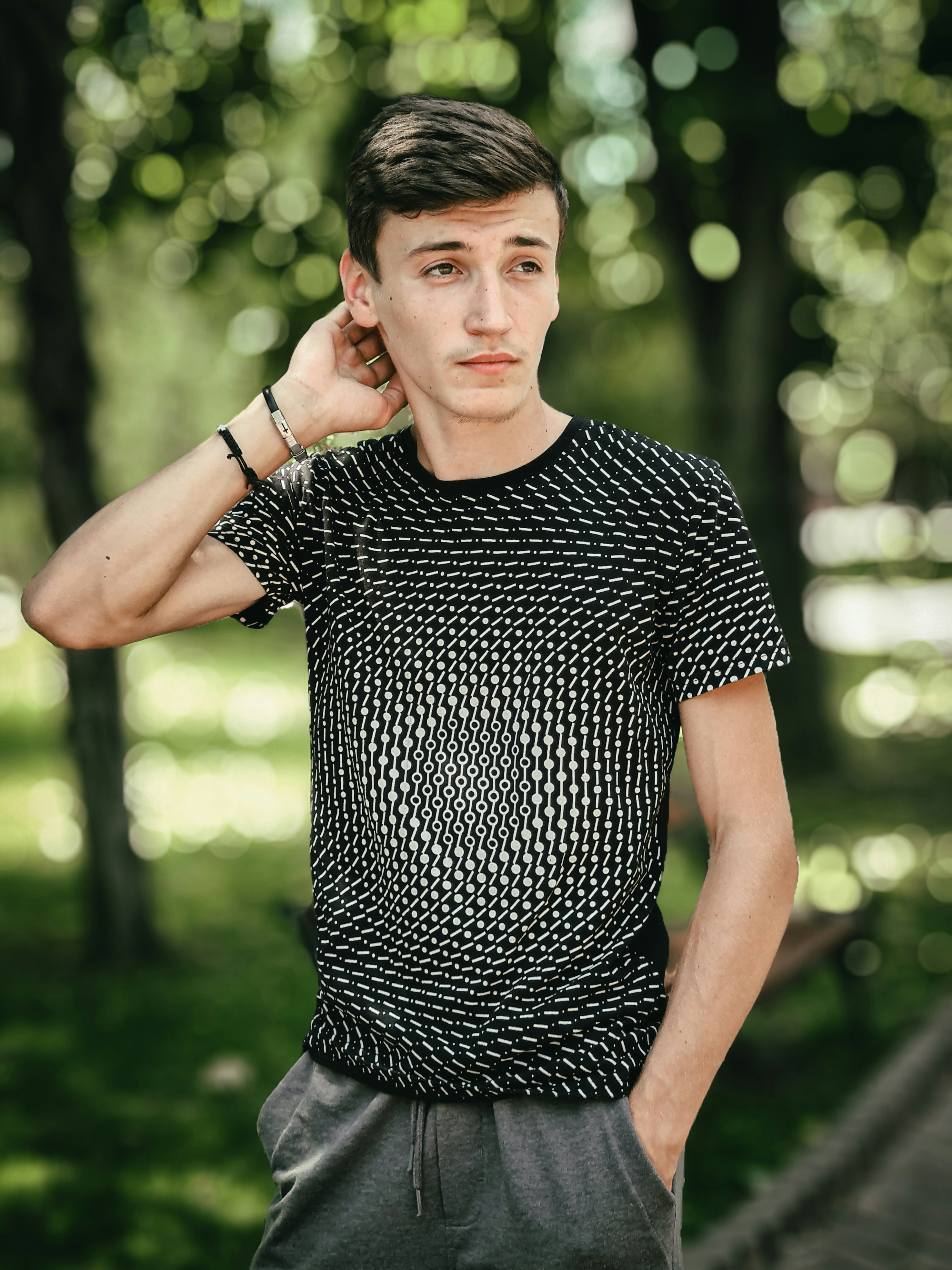 最新上传缩略图：市场复盘的指标对照页